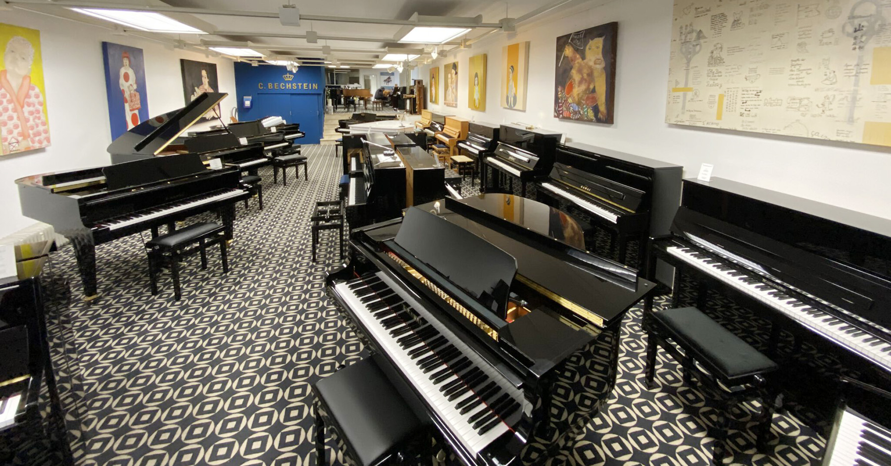 Verkaufsraum für Flügel und Klaviere