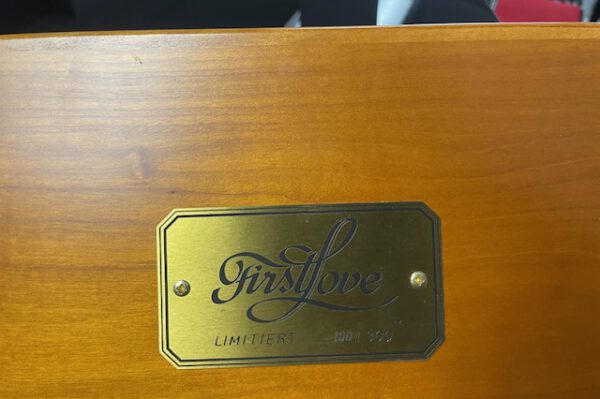 gebrauchtes Klavier Foto 14