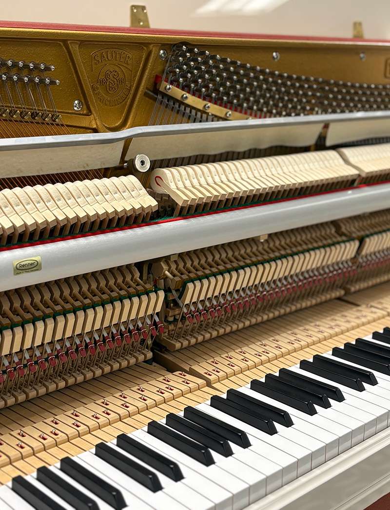 gebrauchtes Klavier Foto 14