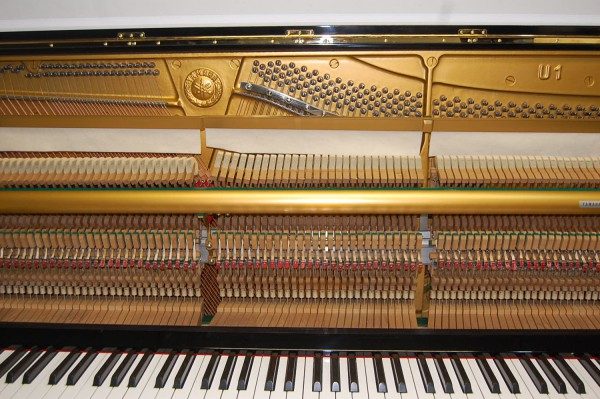 Pianohaus Landt Yamaha U1 Mechanik